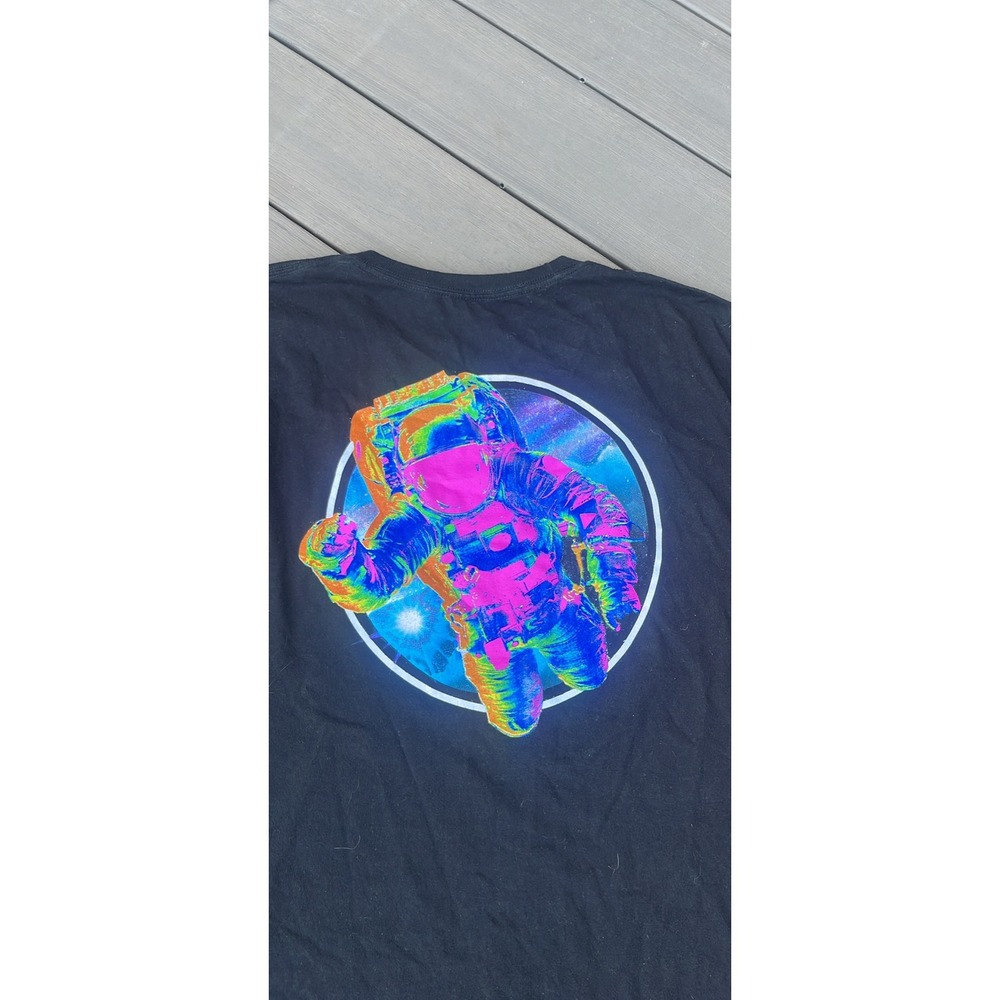 NASA Hyper Space Astronaut Graphic T-Shirt Mens XL Black Neon Tee (114)